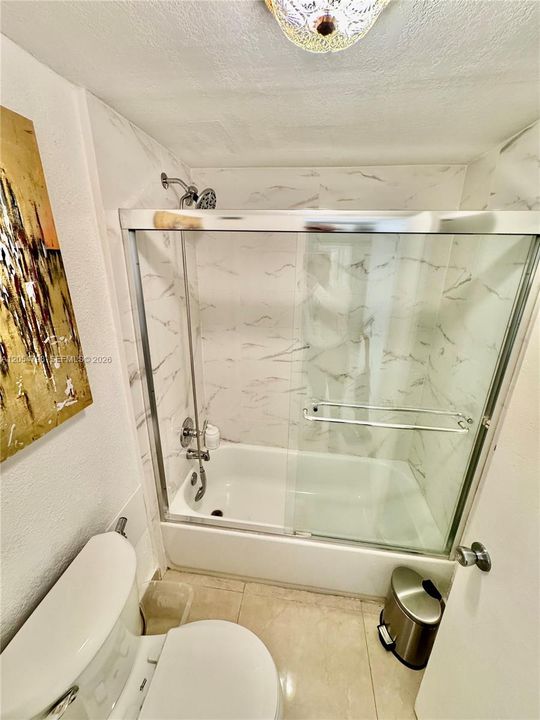 For Sale: $245,000 (2 beds, 2 baths, 1251 Square Feet)