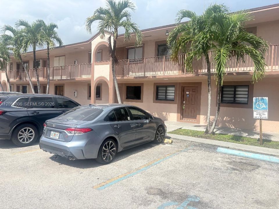 En Venta: $200,000 (2 camas, 1 baños, 674 Pies cuadrados)