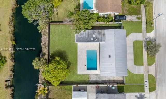 На продажу: $685,000 (5 спален, 3 ванн, 1612 Квадратных фут)