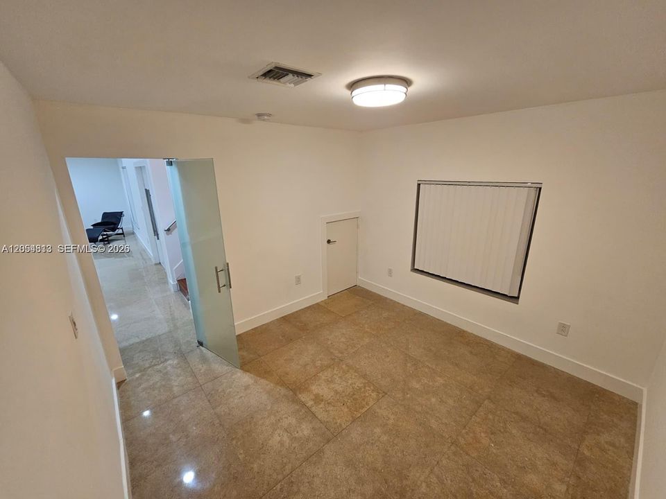 En Renta: $5,500 (5 camas, 3 baños, 2946 Pies cuadrados)