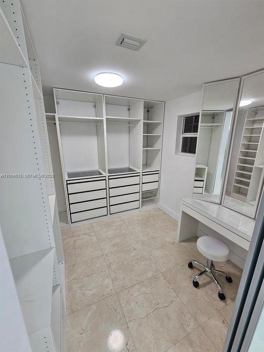 En Renta: $5,500 (5 camas, 3 baños, 2946 Pies cuadrados)