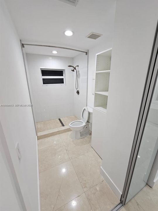 En Renta: $5,500 (5 camas, 3 baños, 2946 Pies cuadrados)