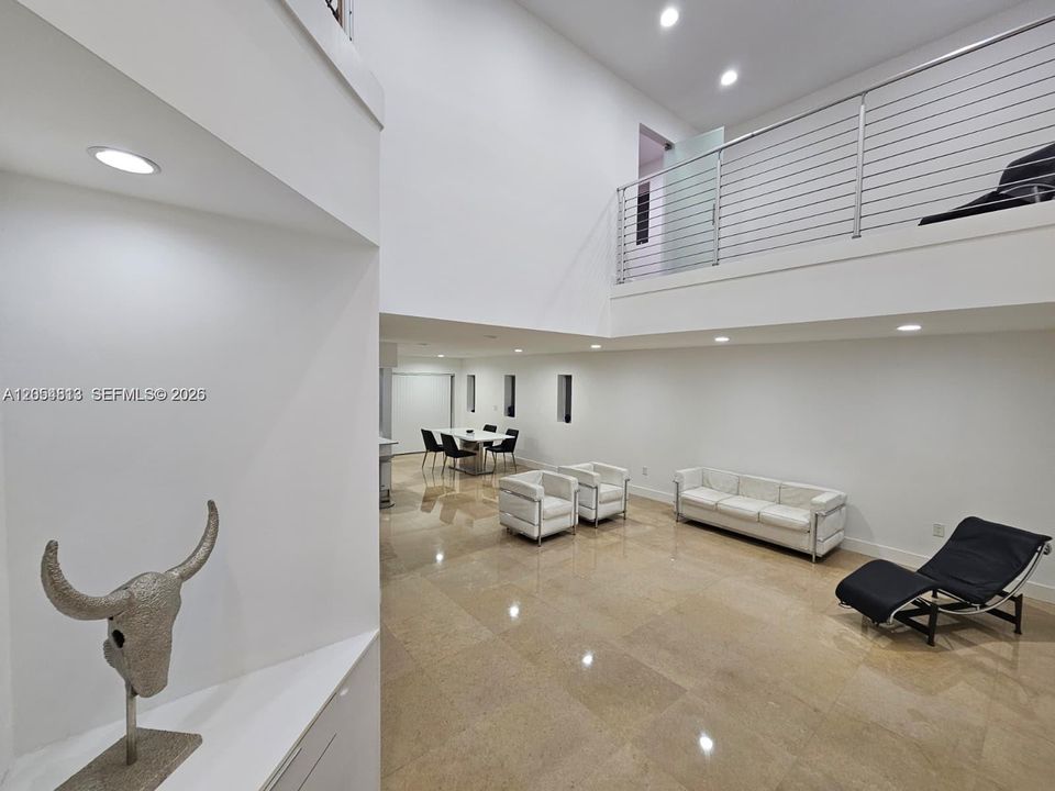 En Renta: $5,500 (5 camas, 3 baños, 2946 Pies cuadrados)