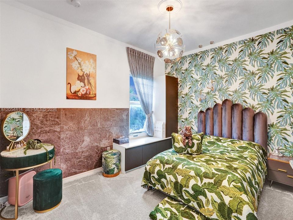 В аренду: $5,100 (3 спален, 2 ванн, 1881 Квадратных фут)