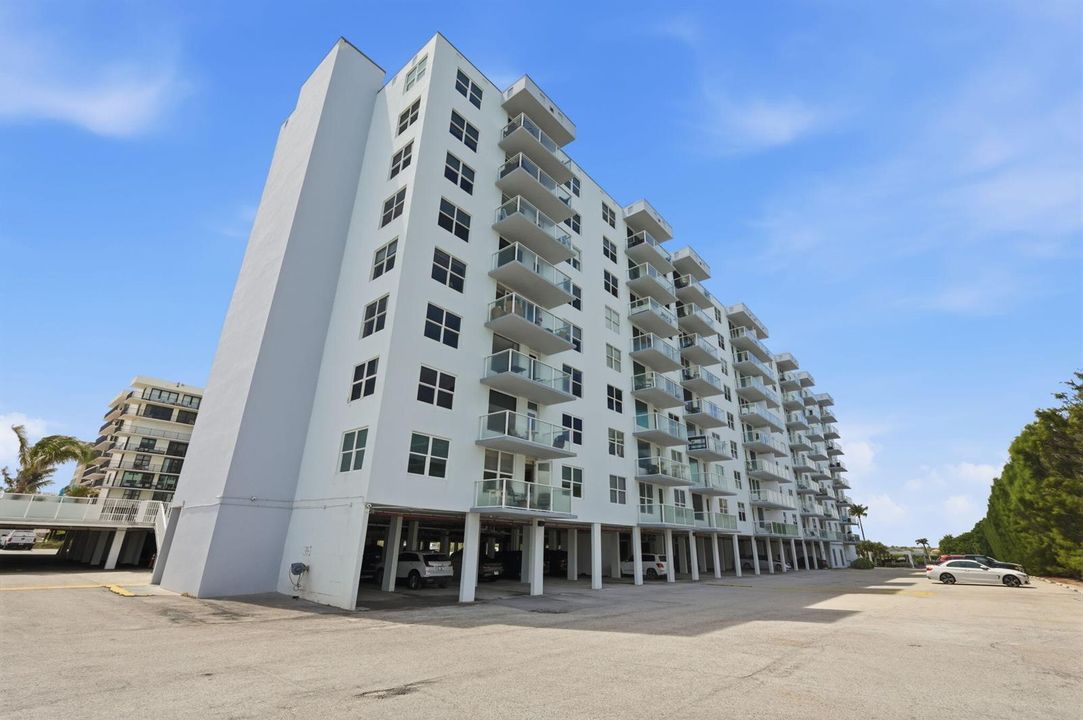 26-web-or-mls-the_patrician_amenities_26
