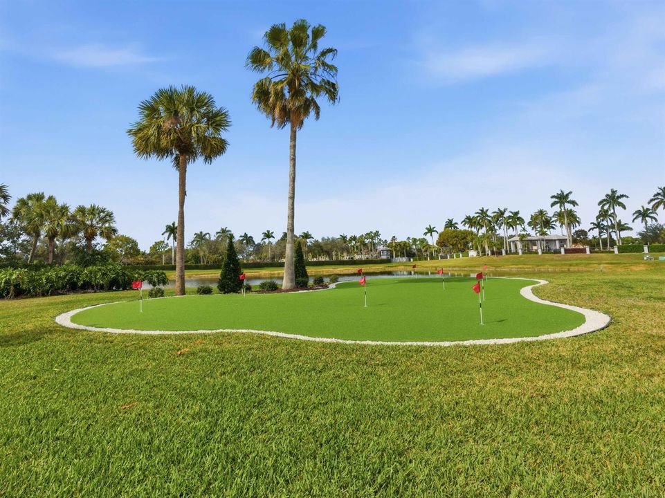 Clubhouse Putting Green