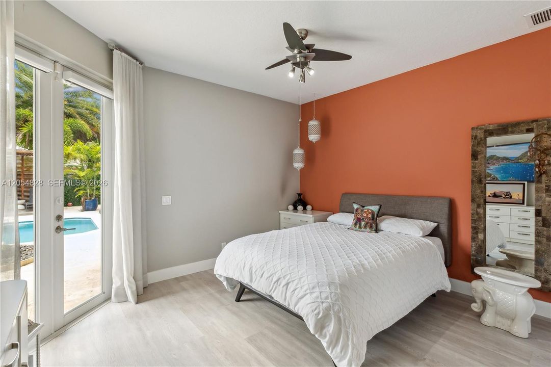 En Venta: $2,575,000 (5 camas, 5 baños, 4858 Pies cuadrados)