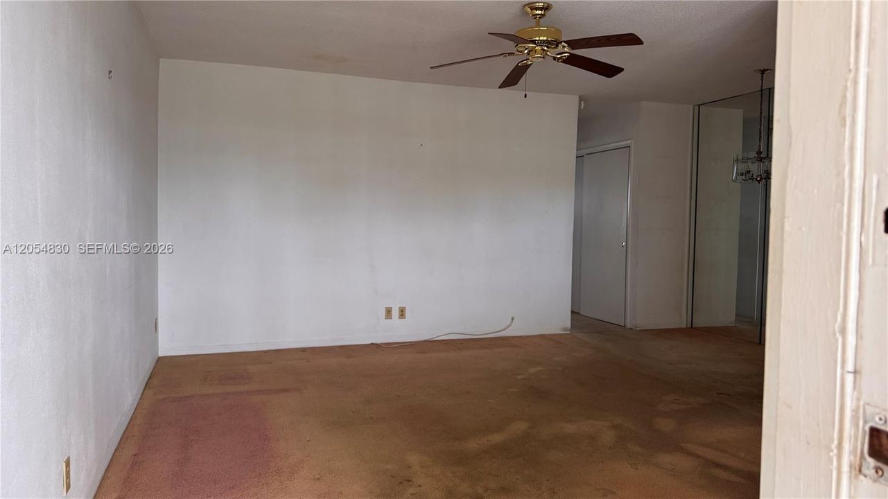 En Venta: $95,000 (1 camas, 1 baños, 650 Pies cuadrados)