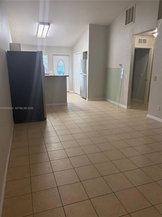 В аренду: $1,400 (2 спален, 2 ванн, 0 Квадратных фут)
