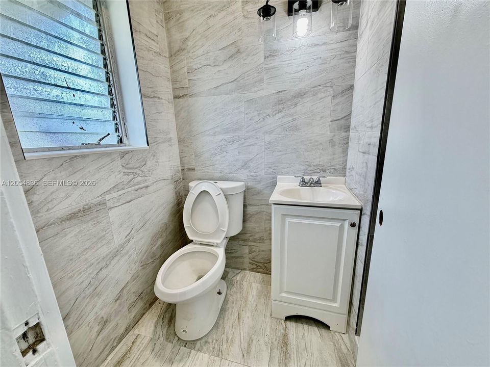 В аренду: $1,500 (1 спален, 1 ванн, 500 Квадратных фут)