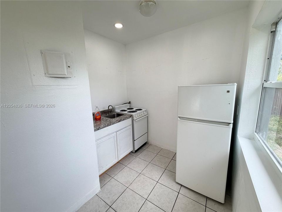 В аренду: $1,500 (1 спален, 1 ванн, 500 Квадратных фут)