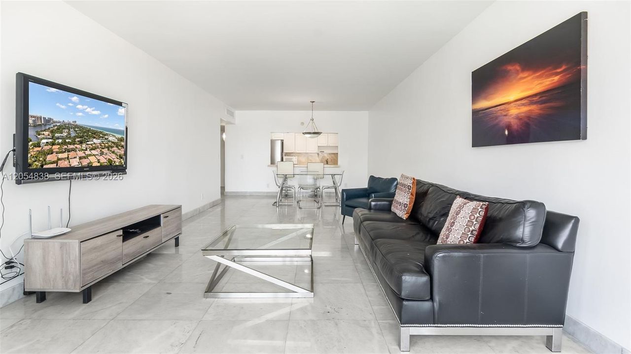 En Venta: $350,000 (1 camas, 1 baños, 1005 Pies cuadrados)