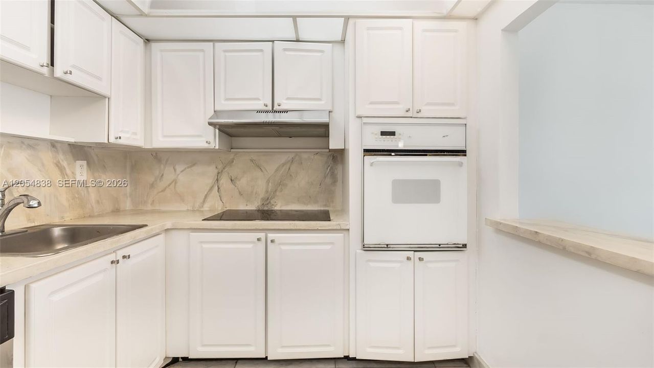 En Venta: $350,000 (1 camas, 1 baños, 1005 Pies cuadrados)