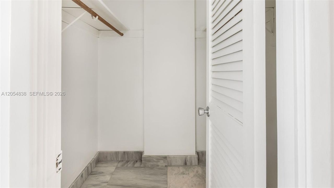 En Venta: $350,000 (1 camas, 1 baños, 1005 Pies cuadrados)