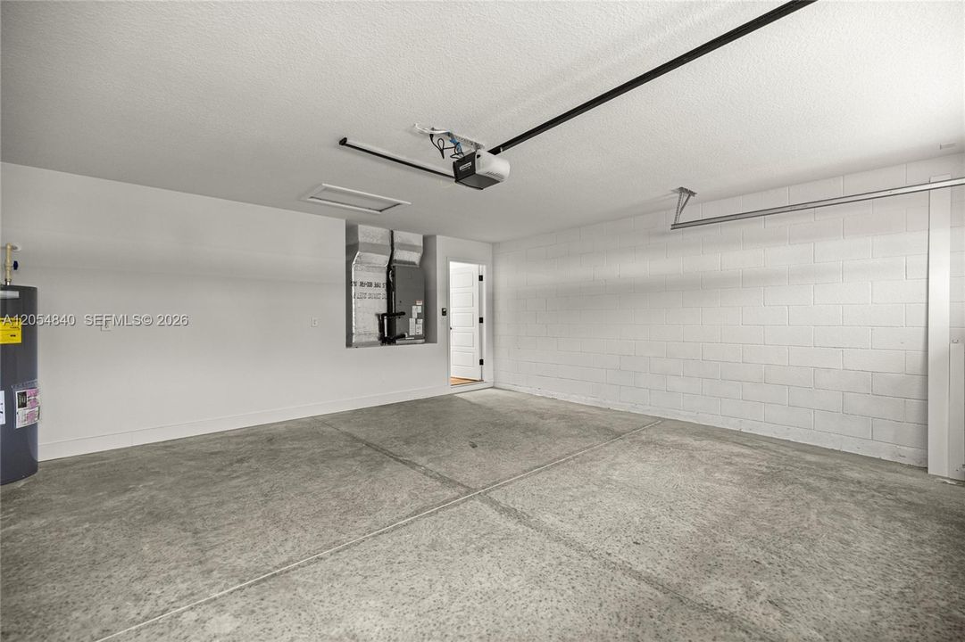 For Sale: $279,900 (3 beds, 2 baths, 1468 Square Feet)