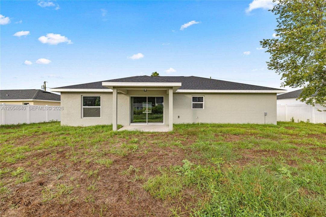 For Sale: $279,900 (3 beds, 2 baths, 1468 Square Feet)