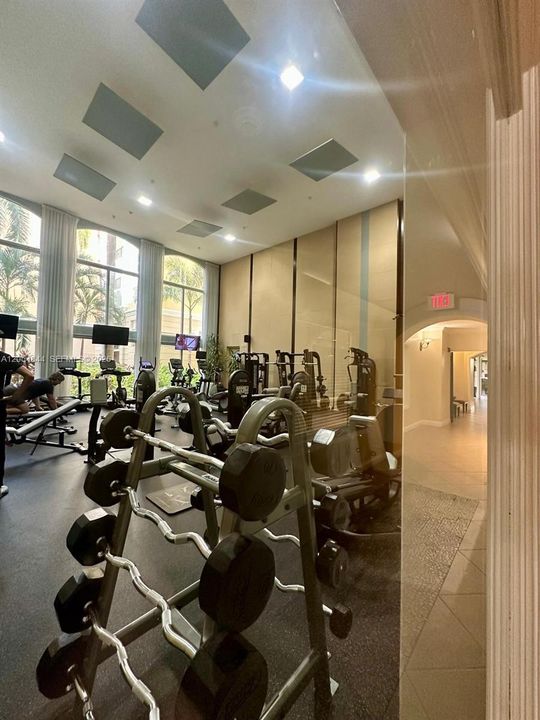 For Rent: $3,100 (2 beds, 2 baths, 1116 Square Feet)