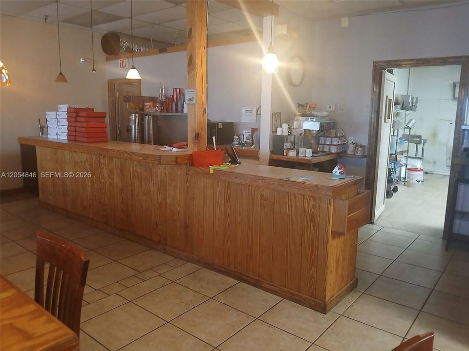 En Renta: $3,975 (0 camas, 0 baños, 0 Pies cuadrados)