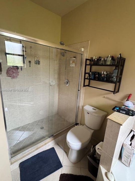 На продажу: $445,000 (3 спален, 2 ванн, 1706 Квадратных фут)