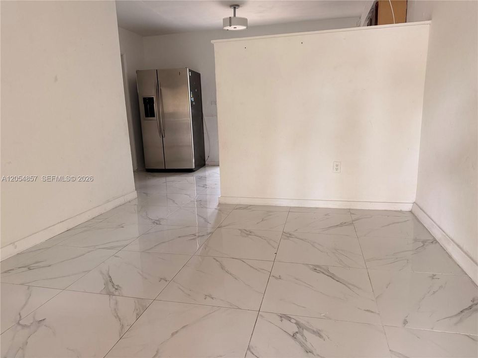 В аренду: $1,650 (1 спален, 1 ванн, 1012 Квадратных фут)