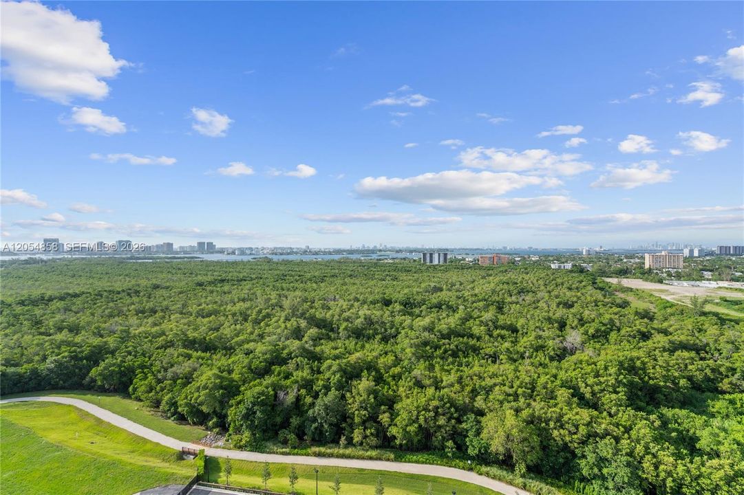 For Sale: $1,495,000 (1 beds, 2 baths, 1081 Square Feet)