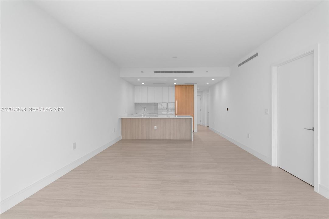 For Sale: $1,495,000 (1 beds, 2 baths, 1081 Square Feet)