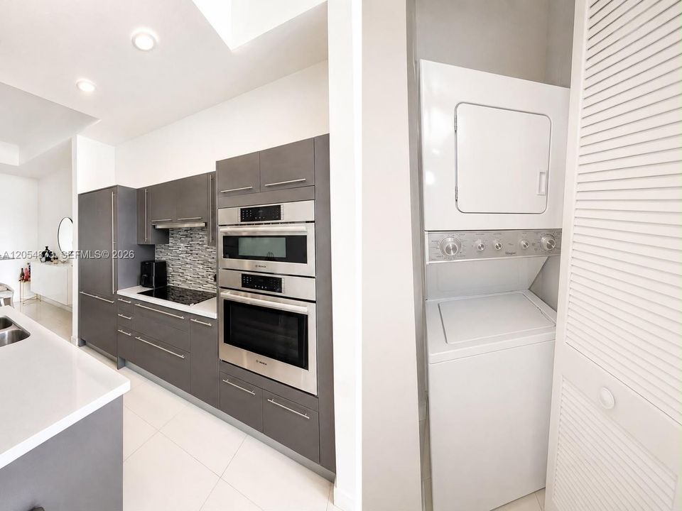 En Renta: $2,700 (1 camas, 2 baños, 989 Pies cuadrados)