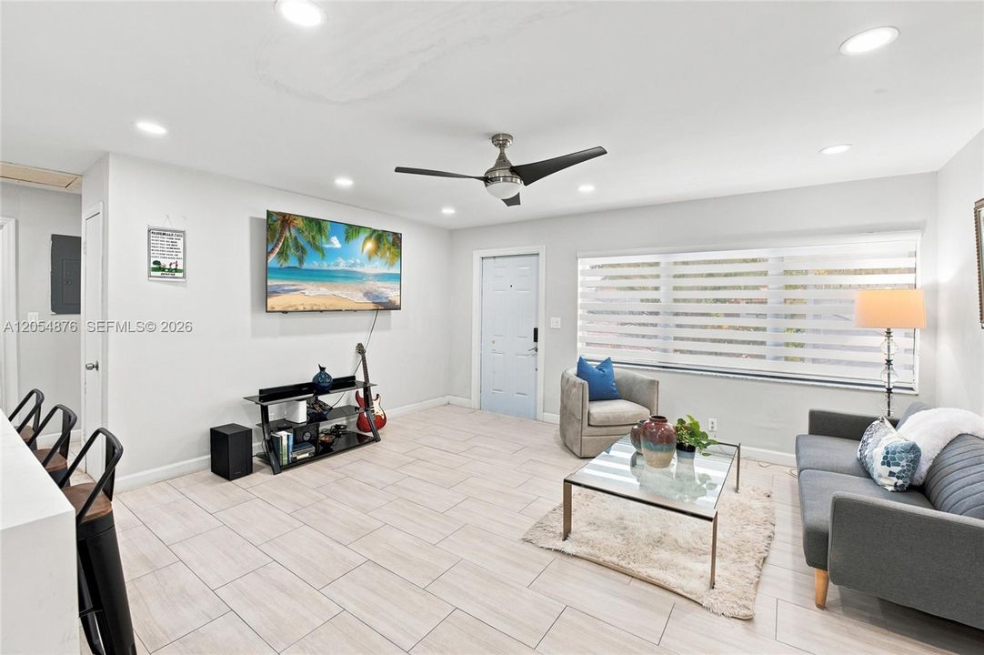For Sale: $499,900 (3 beds, 2 baths, 1314 Square Feet)