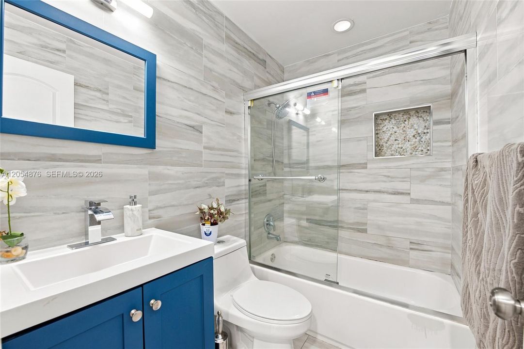 For Sale: $499,900 (3 beds, 2 baths, 1314 Square Feet)