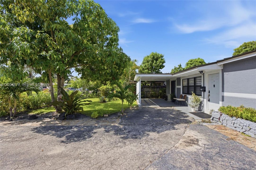 For Sale: $499,900 (3 beds, 2 baths, 1314 Square Feet)