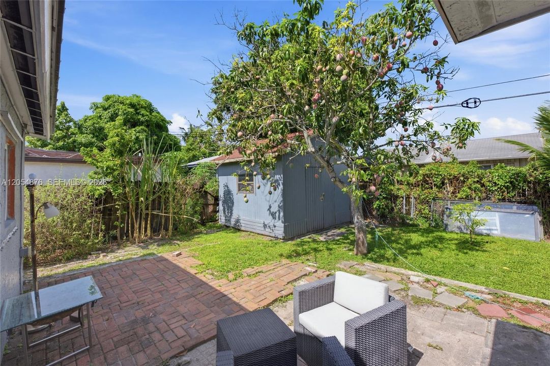 For Sale: $499,900 (3 beds, 2 baths, 1314 Square Feet)