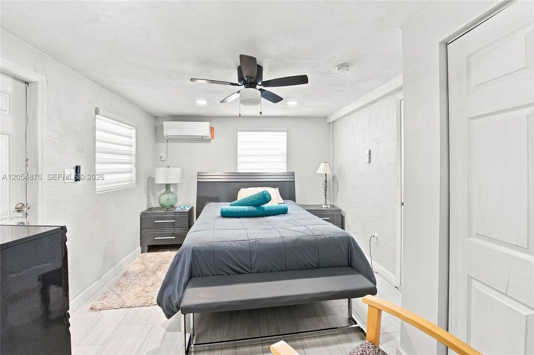 For Sale: $499,900 (3 beds, 2 baths, 1314 Square Feet)