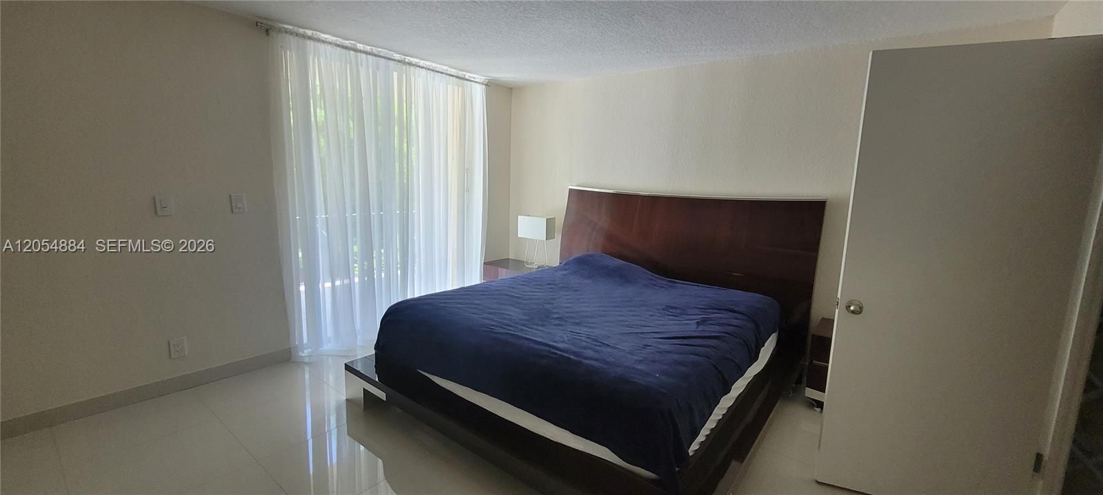 В аренду: $3,500 (2 спален, 2 ванн, 1696 Квадратных фут)