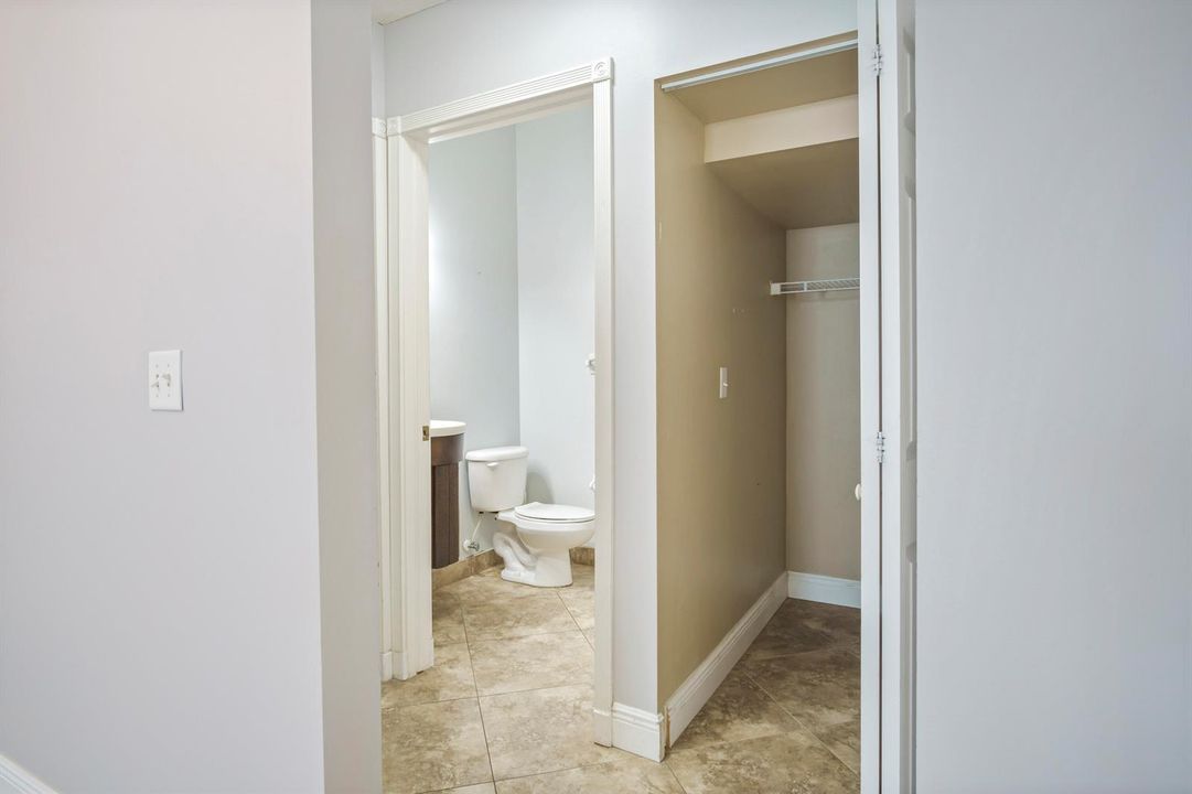 7798 Oak Grove Circle