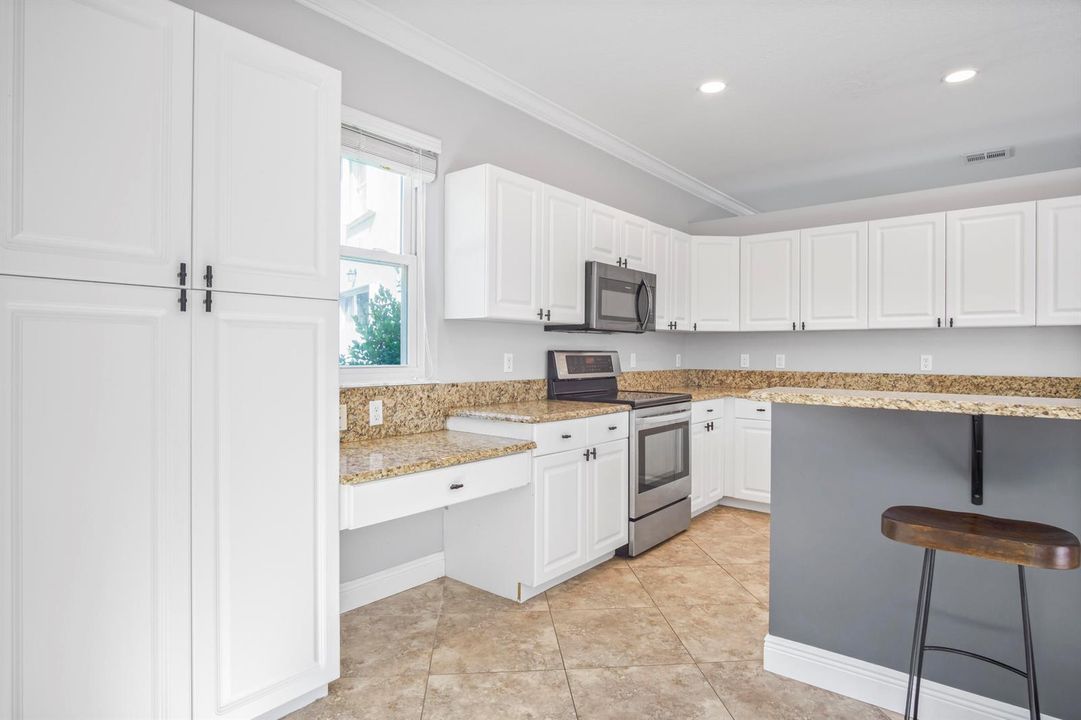 7798 Oak Grove Circle
