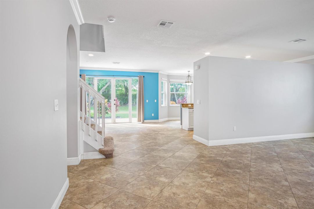 7798 Oak Grove Circle