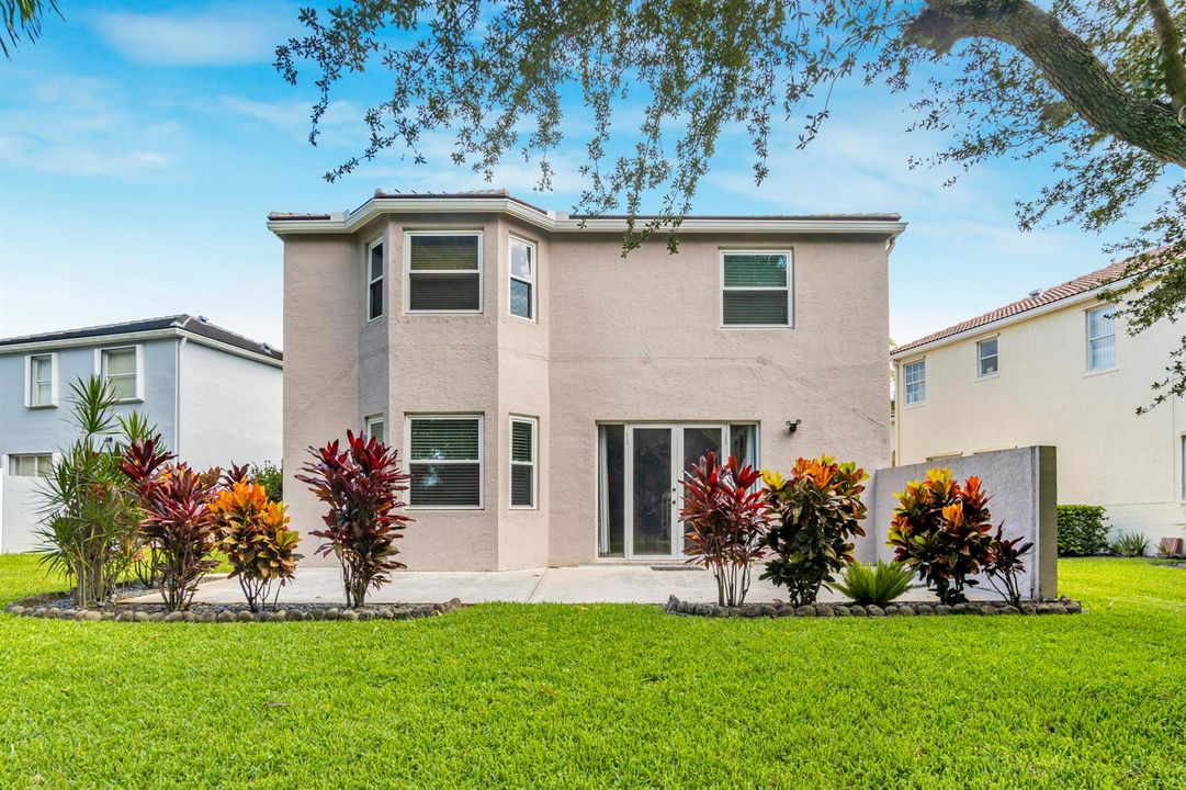 7798 Oak Grove Circle