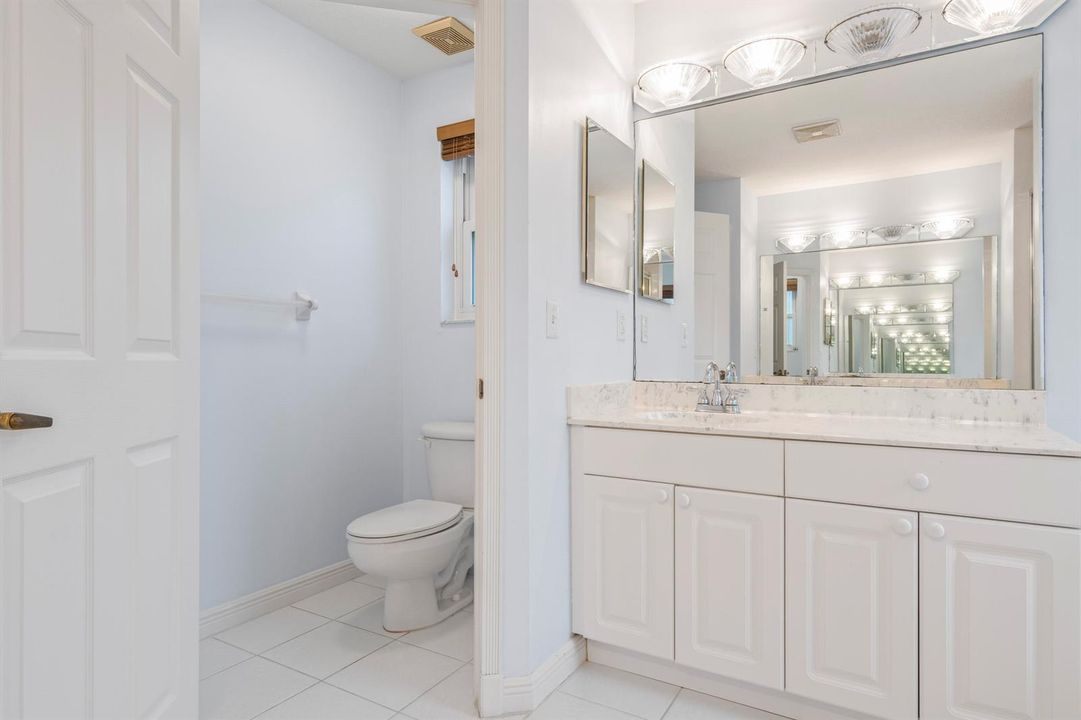 7798 Oak Grove Circle