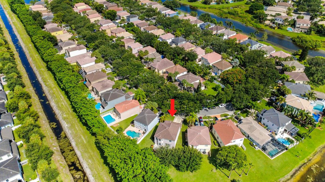 7798 Oak Grove Circle