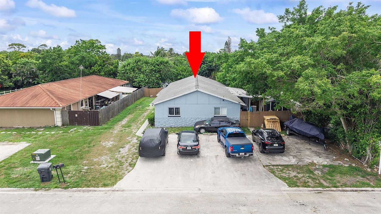 DUPLEX EXTERIOR