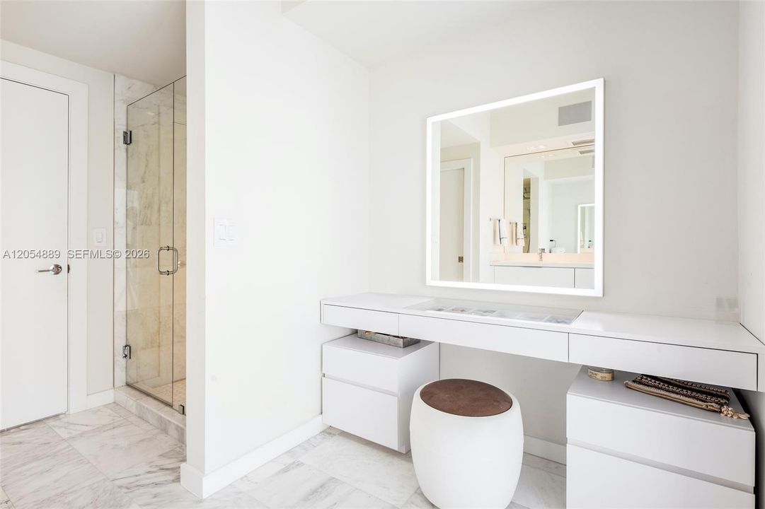 В аренду: $19,000 (4 спален, 3 ванн, 2890 Квадратных фут)