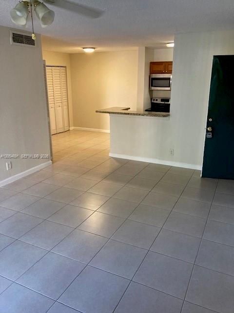 En Renta: $1,700 (1 camas, 1 baños, 734 Pies cuadrados)