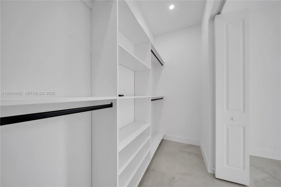 На продажу: $369,900 (3 спален, 2 ванн, 0 Квадратных фут)
