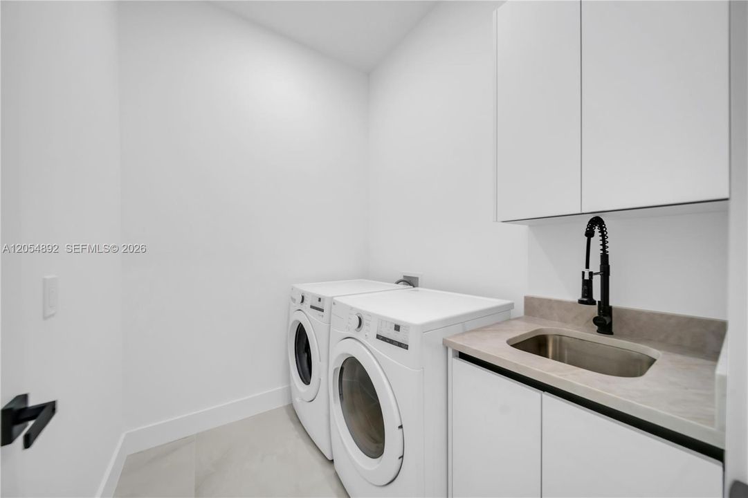 На продажу: $369,900 (3 спален, 2 ванн, 0 Квадратных фут)