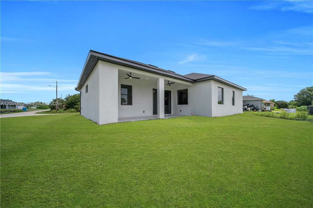На продажу: $369,900 (3 спален, 2 ванн, 0 Квадратных фут)