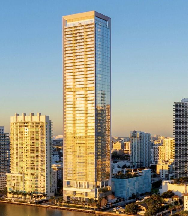 700NE26thTerrace_70276_22