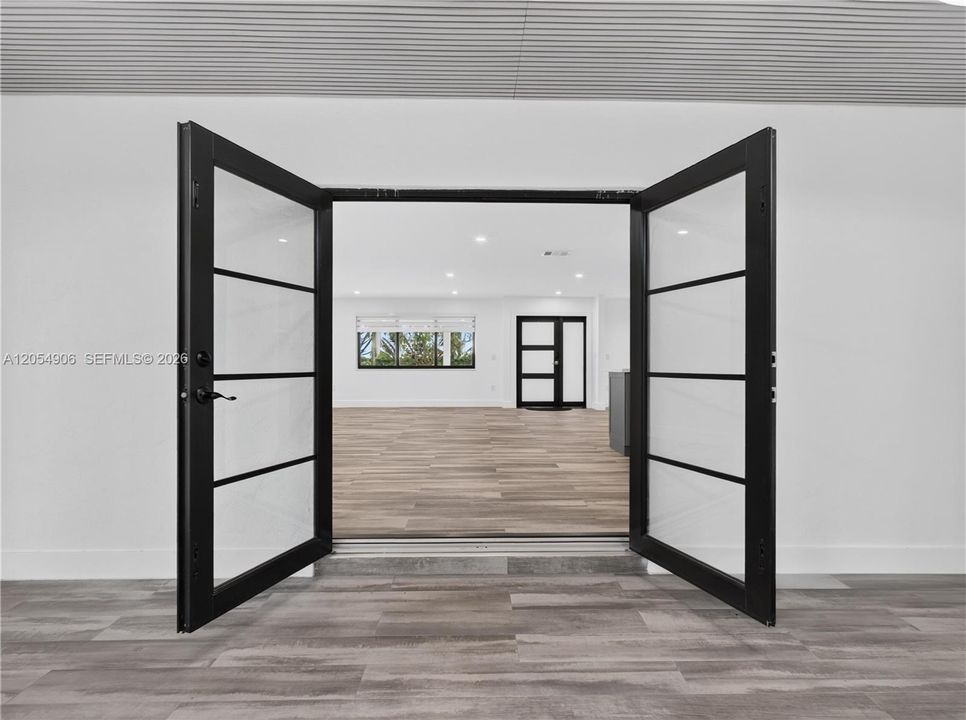 На продажу: $2,150,000 (3 спален, 2 ванн, 1682 Квадратных фут)