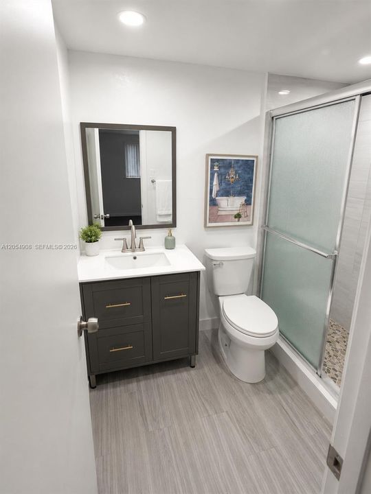 В аренду: $1,600 (1 спален, 1 ванн, 750 Квадратных фут)