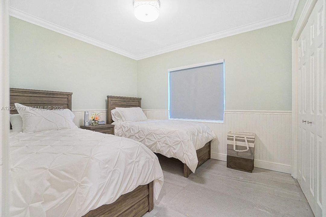В аренду: $4,200 (3 спален, 2 ванн, 1690 Квадратных фут)