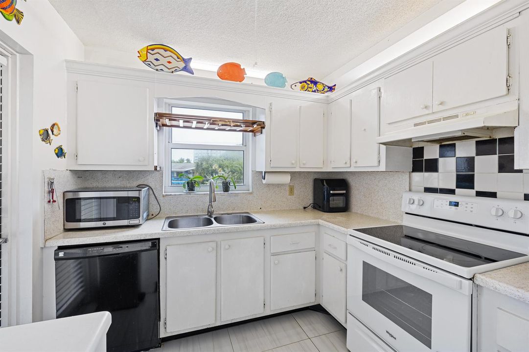 1200 Hibiscus Ave #201-9